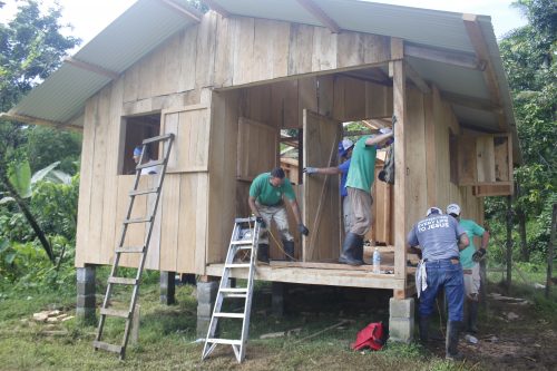 Construction of New Houses and VBS – Barrio Trotman